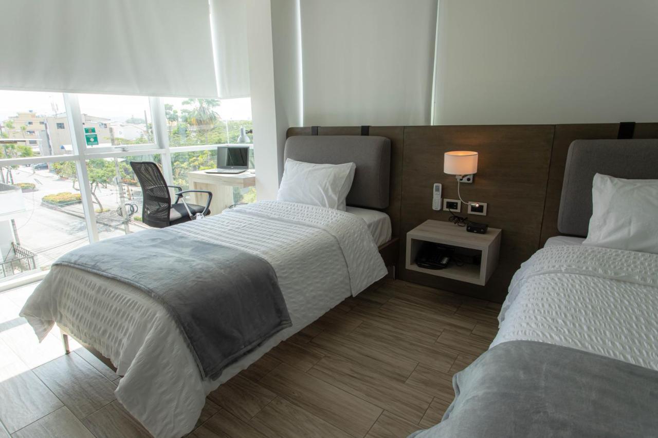 Hotel Puerto Pacifico Guayaquil Airport Buitenkant foto